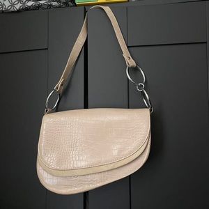 Shoulder saddle bag